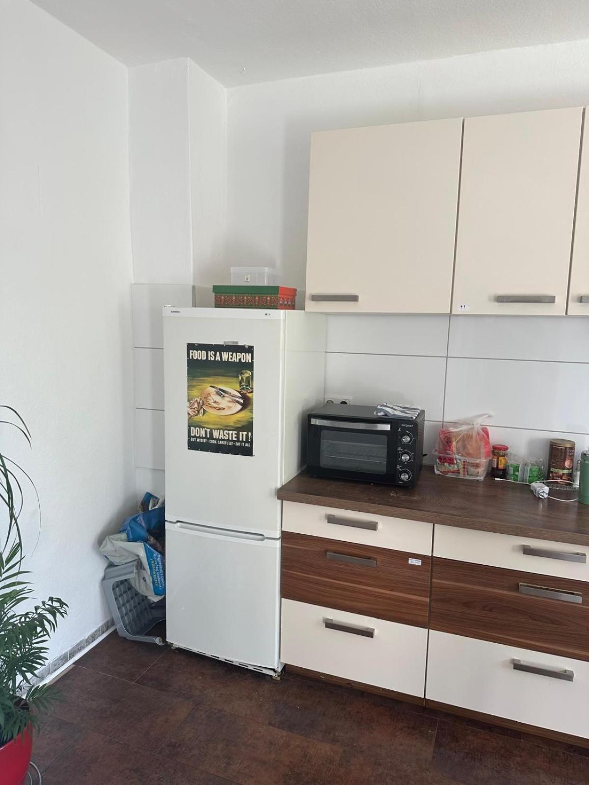 Privatzimmer Am Iltispark Duisburg Exterior photo